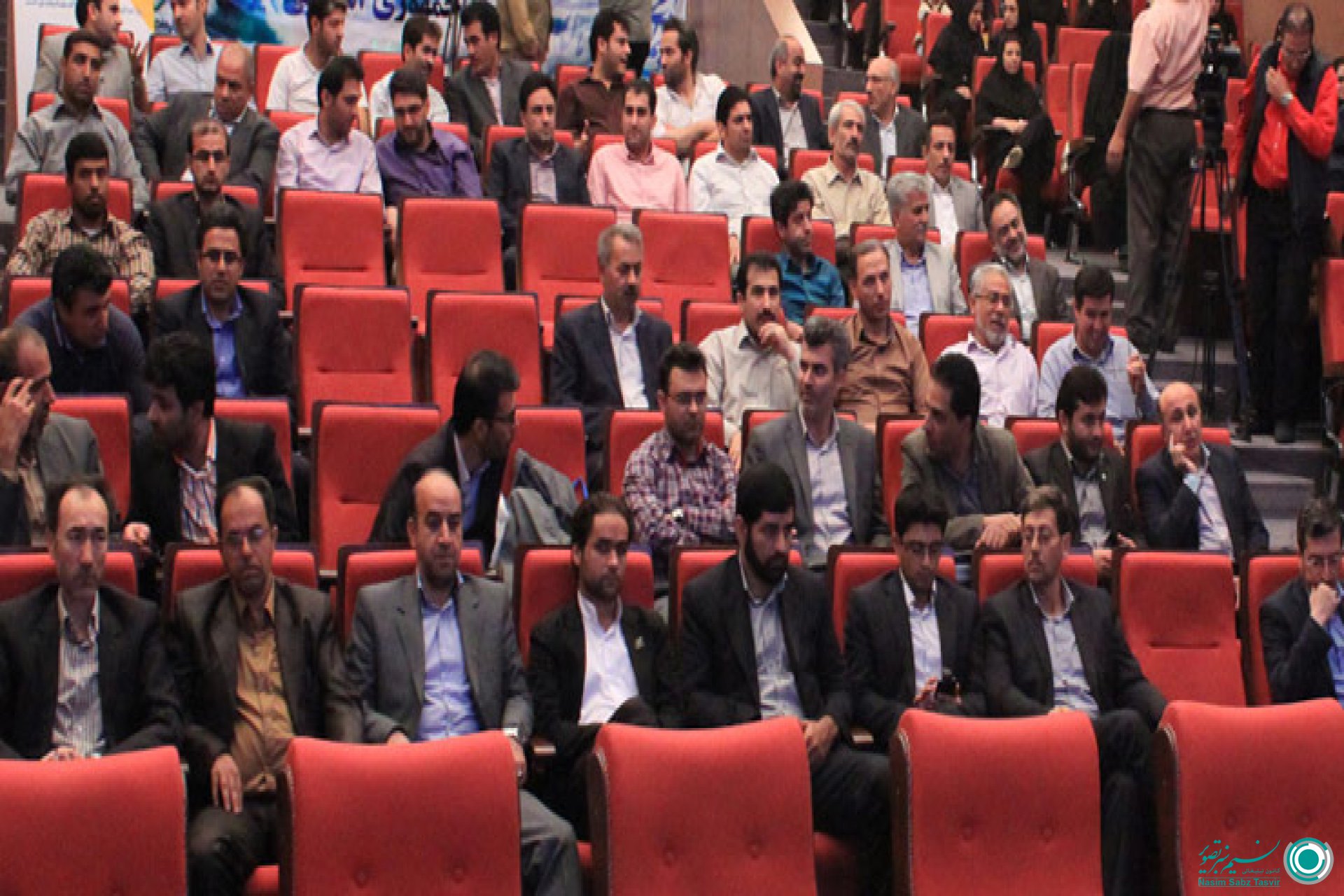 جشن ولادت پیامبر در جمع کارکنان راه آهن