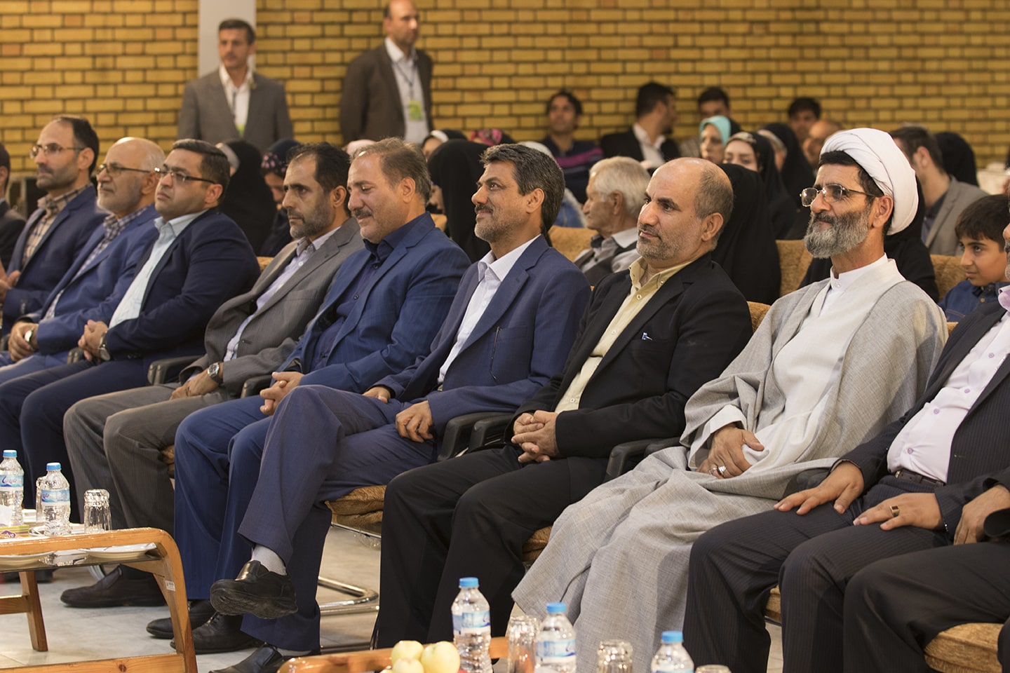 جمعی از مدیران و میهمانان جشن تجلیل